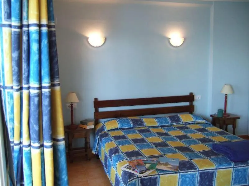Apartamentos Cala Llevado Tossa de Mar 0*,