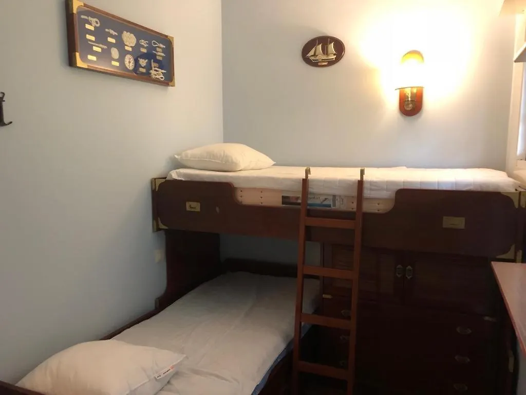 Apartamentos Cala Llevado 滨海托萨 西班牙