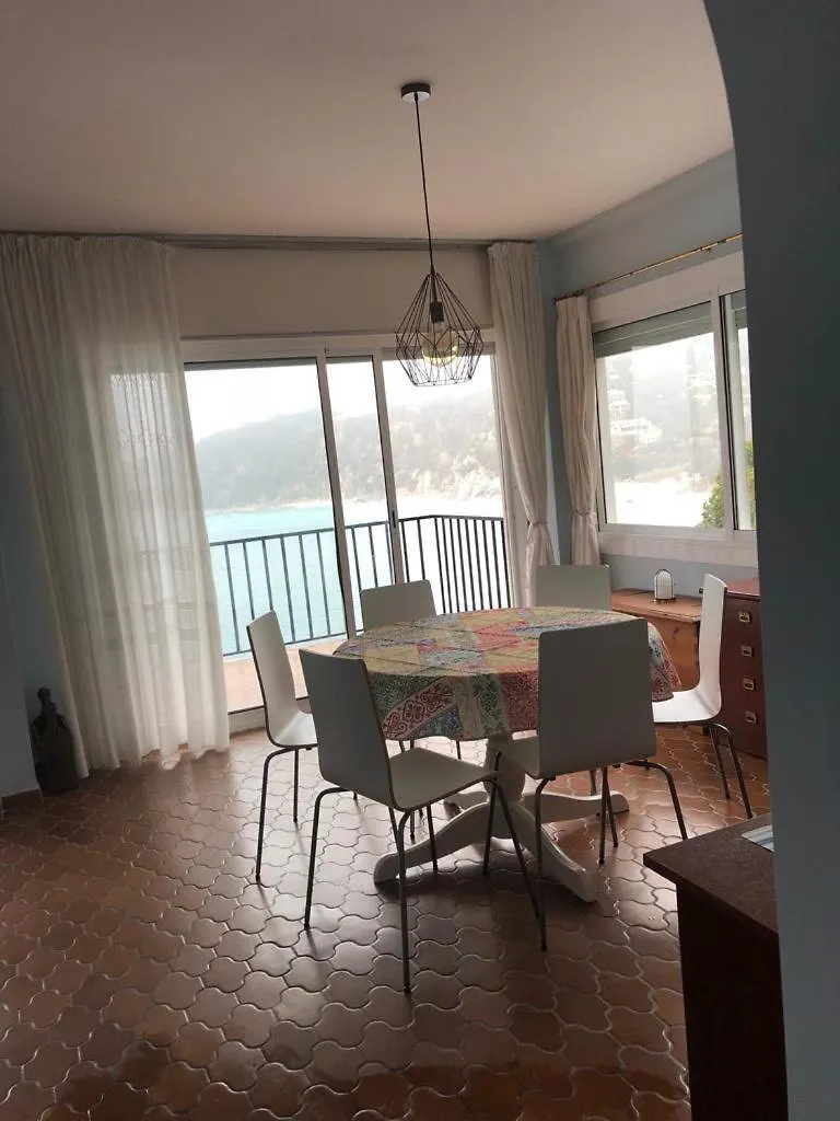 Apartamentos Cala Llevado 滨海托萨